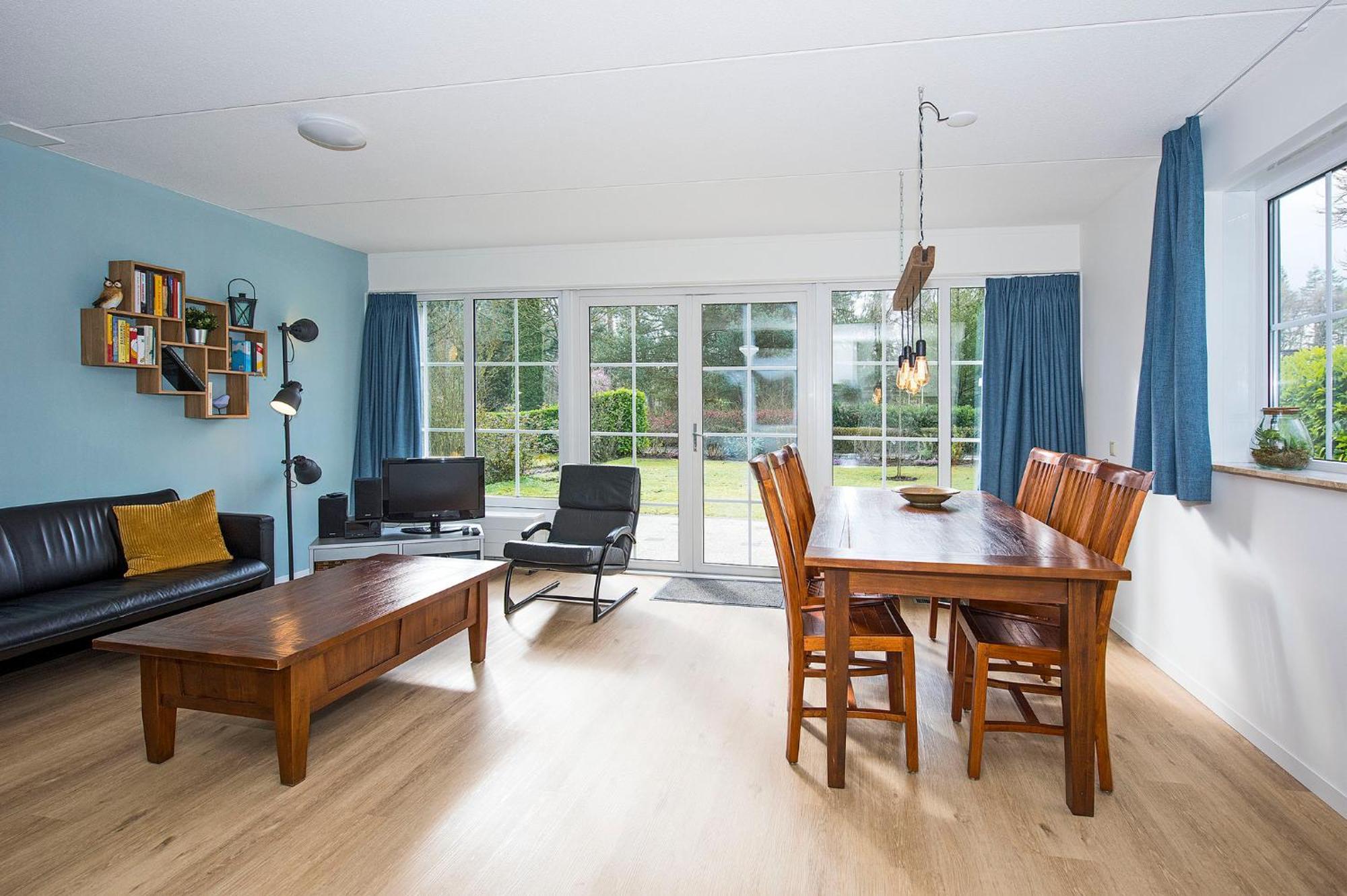 Bungalow - 6 Personen Gelegen In De Nabije Omgeving Van Avonturenpark Hellendoorn En De Prachtige Sallandse Heuvelrug En Eelerberg Bagian luar foto